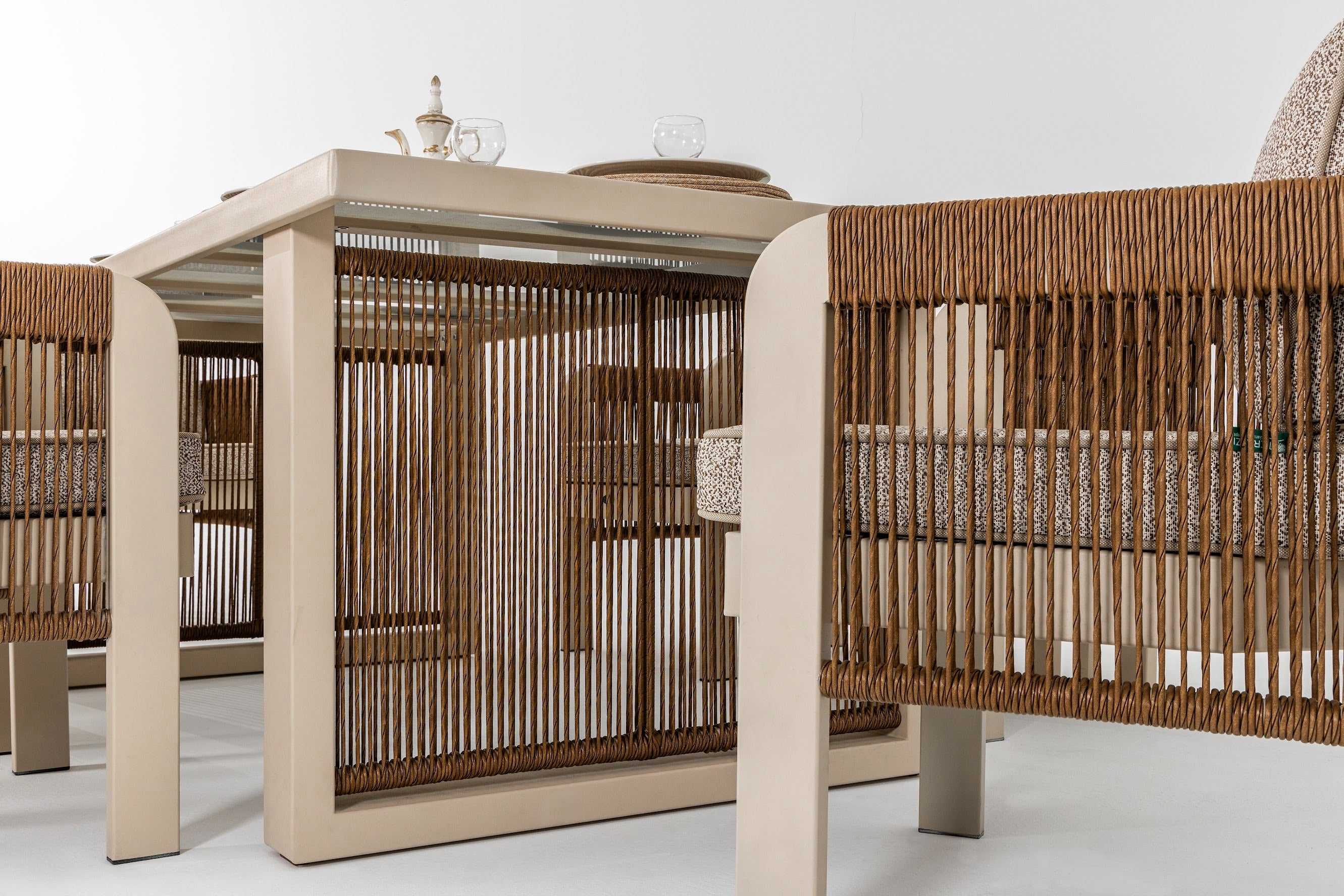 Atlas Dining Set